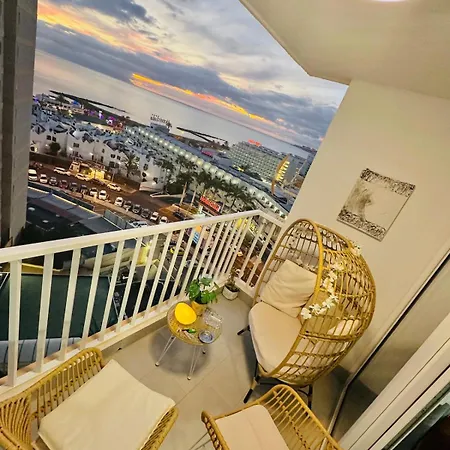 Exclusive Ocean Front Apartamento