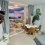 公寓 Exclusive Ocean Front 美洲海滩