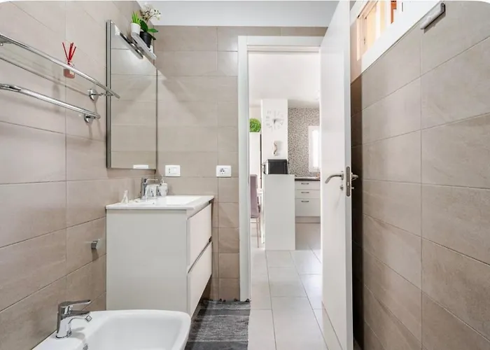 Exclusive Ocean Front Апартаменти *