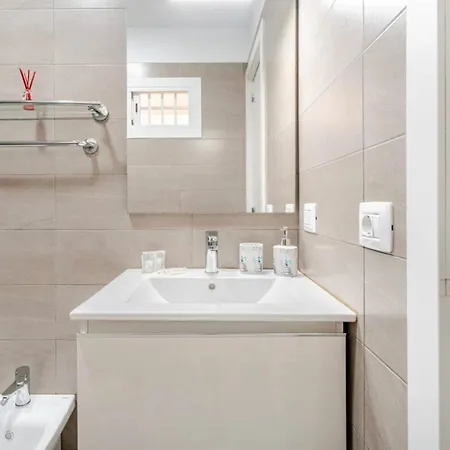 Apartment Exclusive Ocean Front Playa de las Americas (Tenerife)